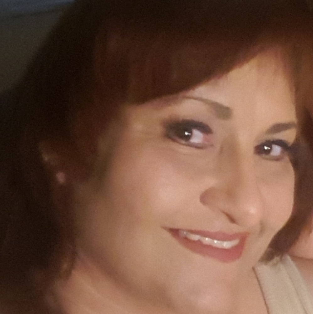 Meet your Posher, Cynthia